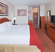 Holiday Inn Express & Suites by IHG hotel detail image 7