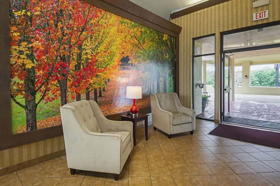 Quality Inn & Suites Frostburg - Cumberland hotel detail image 6