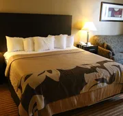 Quality Inn & Suites Frostburg - Cumberland hotel detail image 7