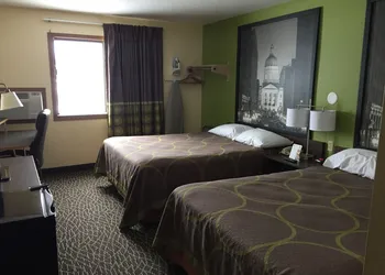 Super 8 by Wyndham Muncie/Ball St. College Area hotel thumbnail 3