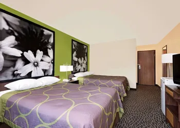 Super 8 by Wyndham Muncie/Ball St. College Area hotel thumbnail 5