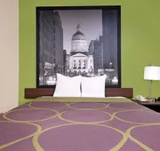 Super 8 by Wyndham Muncie/Ball St. College Area hotel detail image 7