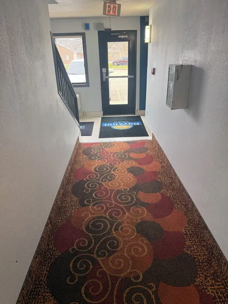 Days Inn by Wyndham Muncie -Ball State University hotel detail image 2