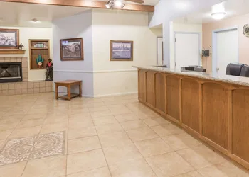 Days Inn by Wyndham Willcox hotel thumbnail 8