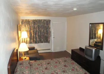 Budget Motel hotel thumbnail 5