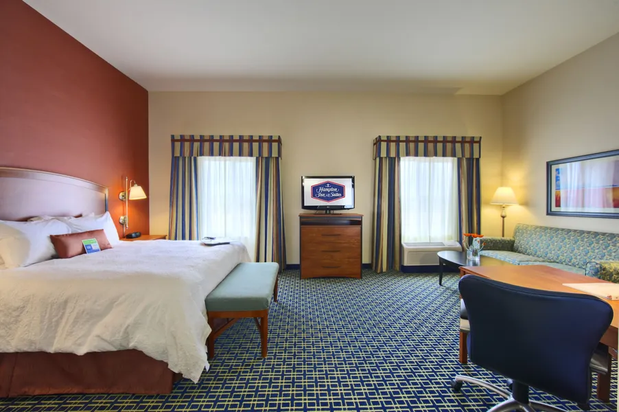 Hampton Inn & Suites Ridgecrest hotel detail image 6