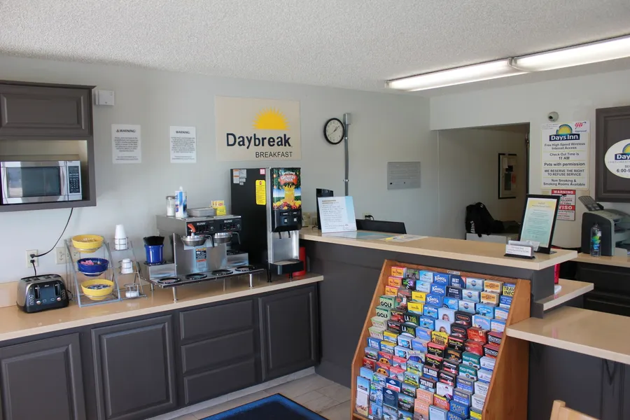 Days Inn by Wyndham Barstow hotel detail image 2