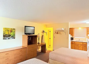 Timbers INN and Suites hotel thumbnail 5