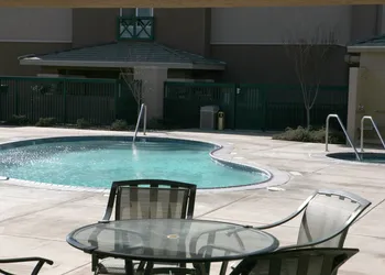 Holiday Inn Express Hotel & Suites Tehachapi by IHG hotel thumbnail 4