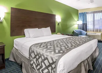 Rodeway Inn & Suites Needles hotel thumbnail 4