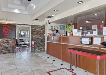 Red Roof Inn Needles hotel thumbnail 2