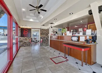Red Roof Inn Needles hotel thumbnail 6