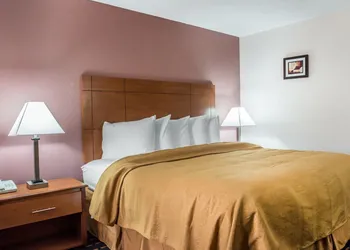 Quality Inn Marianna South hotel thumbnail 8