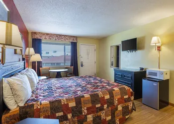 Rodeway Inn Roswell West hotel thumbnail 8