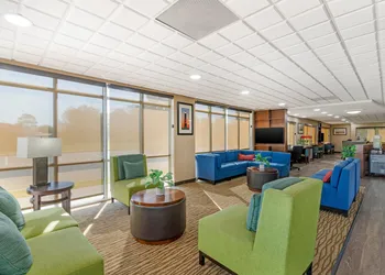 Comfort Suites Brunswick hotel thumbnail 3