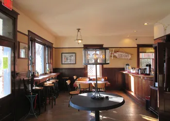 Hotel Vendome hotel thumbnail 2