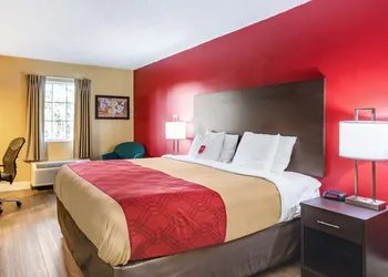 SureStay Hotel by Best Western Brunswick hotel thumbnail 8