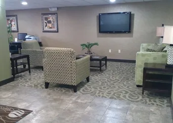Comfort Inn Jackson I-40 hotel thumbnail 3