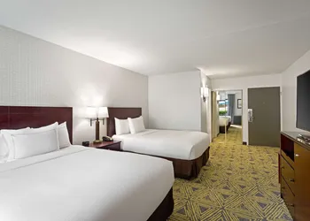 DoubleTree by Hilton Washington Meadow Lands Casino Area hotel thumbnail 7