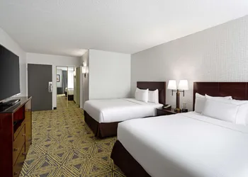DoubleTree by Hilton Washington Meadow Lands Casino Area hotel thumbnail 8
