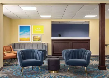 Days Inn by Wyndham Grand Island I-80 hotel thumbnail 2