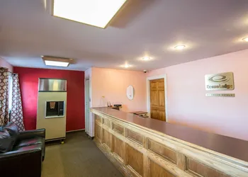 Econo Lodge Hornell hotel thumbnail 5