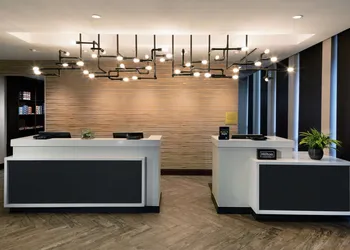 DoubleTree by Hilton Jamestown hotel thumbnail 5