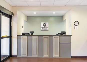 Quality Inn Valley - West Point hotel thumbnail 5