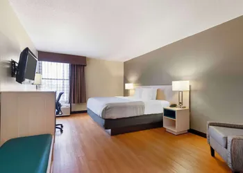 Quality Inn Valley - West Point hotel thumbnail 6