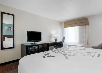 Sleep Inn & Suites Auburn Campus Area I-85 hotel thumbnail 5