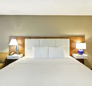 Hampton Inn Auburn hotel detail image 7