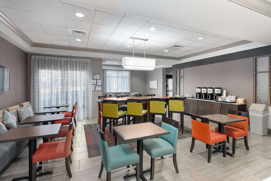 Hampton Inn by Hilton Springfield hotel detail image 2