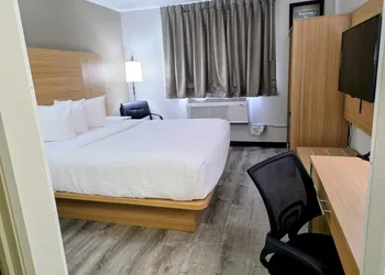 Baymont by Wyndham Missoula hotel thumbnail 5