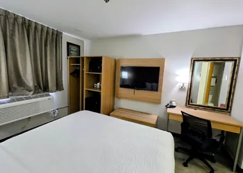 Baymont by Wyndham Missoula hotel thumbnail 7