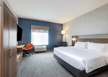 Holiday Inn Express Hotel & Suites Missoula by IHG hotel thumbnail 6