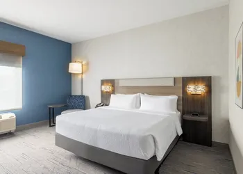 Holiday Inn Express Hotel & Suites Missoula by IHG hotel thumbnail 7