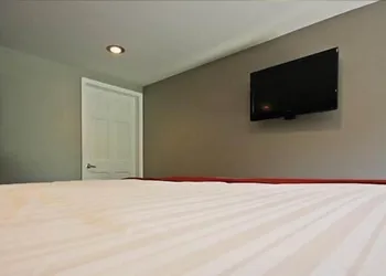 The Anuva Hotel hotel thumbnail 4