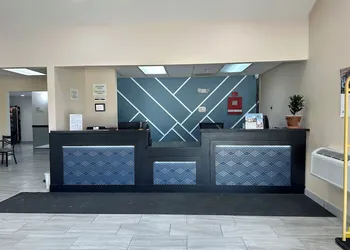 Super 8 by Wyndham Grand Island South hotel thumbnail 4