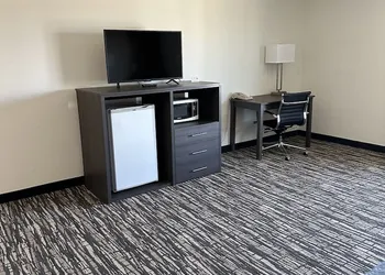 Super 8 by Wyndham Grand Island South hotel thumbnail 7