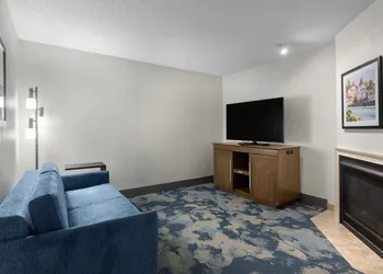Hampton Inn Helen hotel thumbnail 5