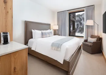 The Snowpine Lodge hotel thumbnail 5