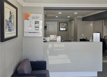Rodeway Inn & Suites hotel thumbnail 3