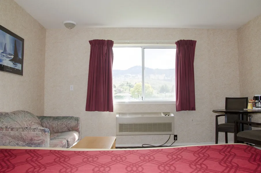 Best Budget Inn and Suites hotel detail image 6