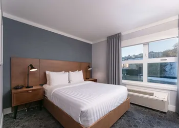 Prestige Kamloops Hotel, WorldHotels Crafted hotel thumbnail 3