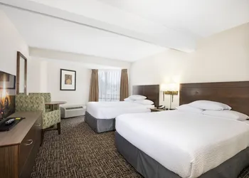 Ramada by Wyndham Kamloops hotel thumbnail 7