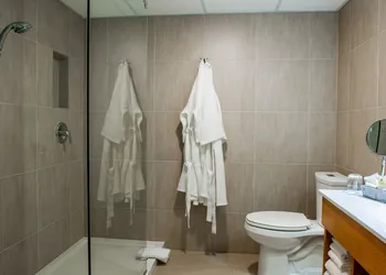 Hôtel Castel hotel thumbnail 4