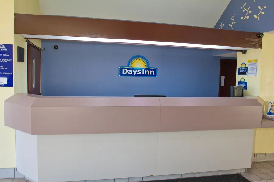 Days Inn by Wyndham Blue Springs hotel detail image 2