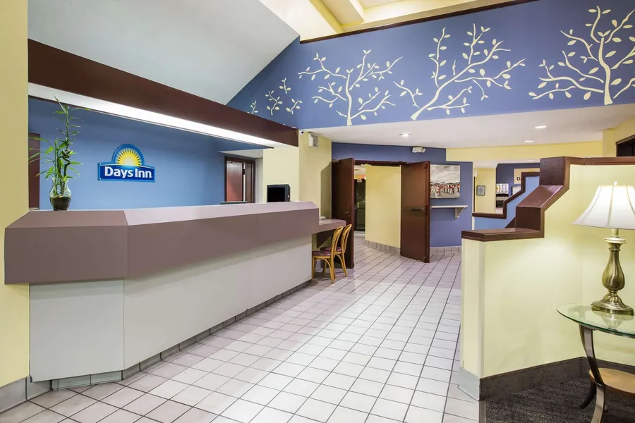 Days Inn by Wyndham Blue Springs hotel detail image 6