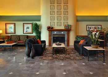 Oxford Suites Yakima hotel thumbnail 3