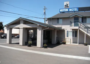 Western Motel hotel thumbnail 2